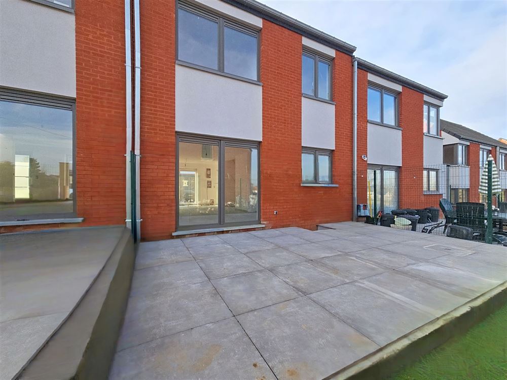 MAISON NEUVE - 3 CH - TERRASSE - GRENIER AMENAGEABLE