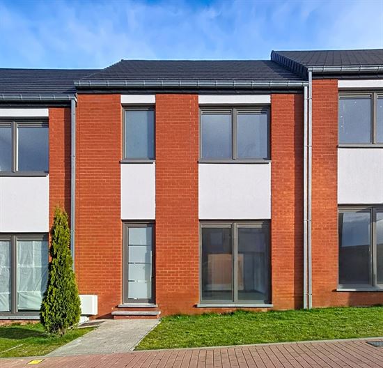 MAISON NEUVE - 3 CH - TERRASSE - GRENIER AMENAGEABLE