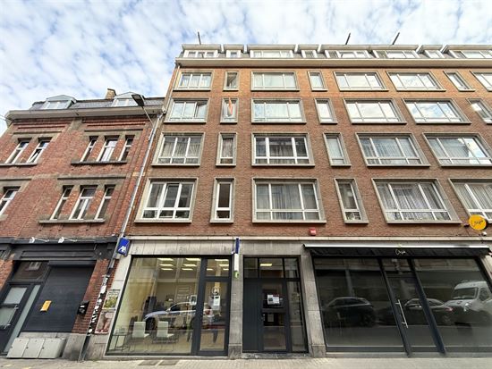 SUPERBE APPARTEMENT SITUÉ EN PLEIN CENTRE DE NAMUR