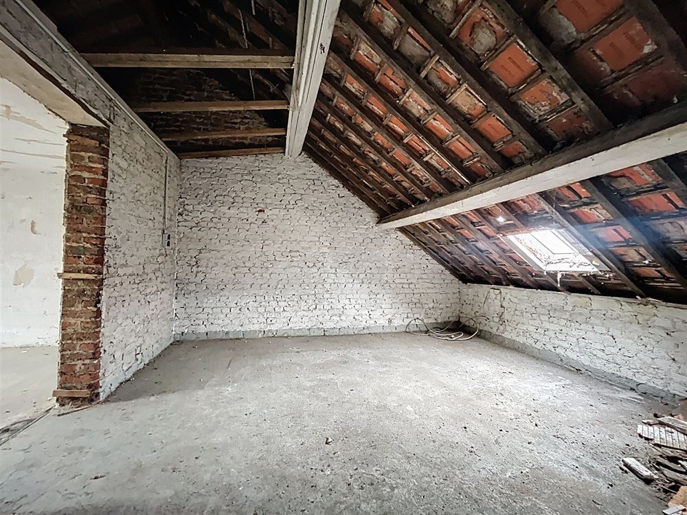 Maison de maître 3 façades à rénover