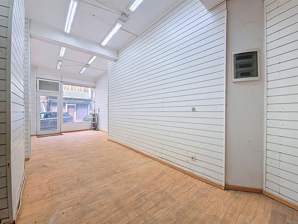 IMMEUBLE MIXTE - LOGEMENT 3 CH + ESPACE COMMERCIAL