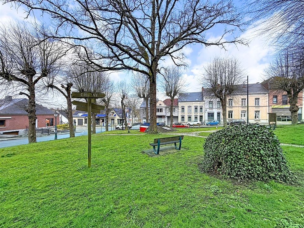 BUREAUX À LOUER DANS LE CENTRE DE CHIMAY - 45m²