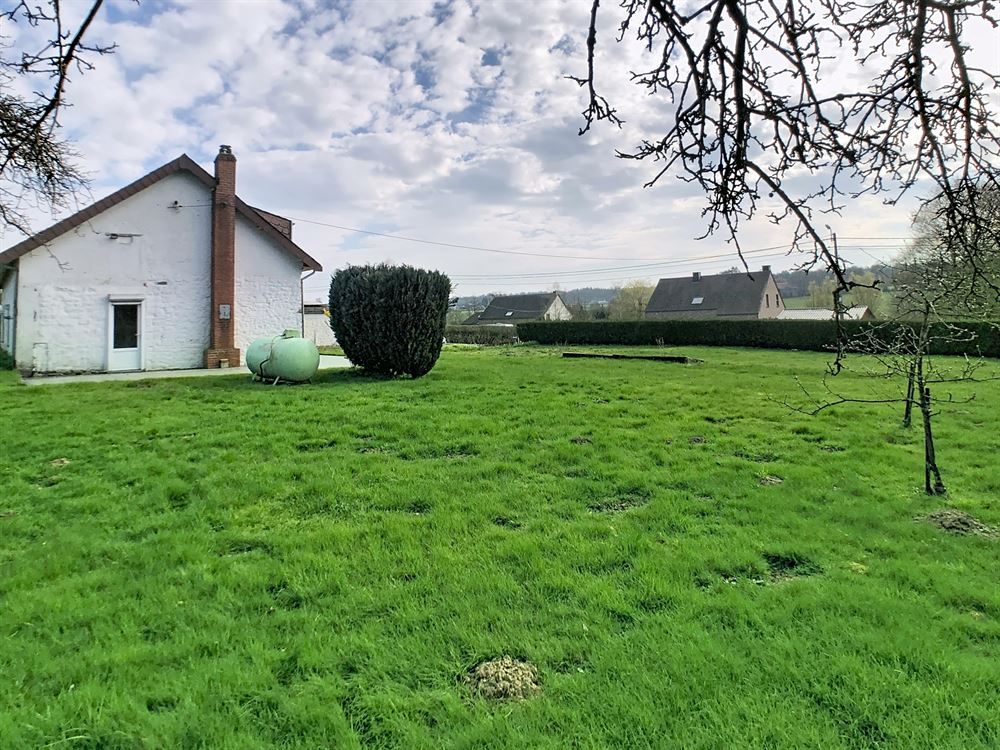 MAISON 4 FACADES STYLE FERMETTE 3 CHAMBRES GARAGE ET JARDIN