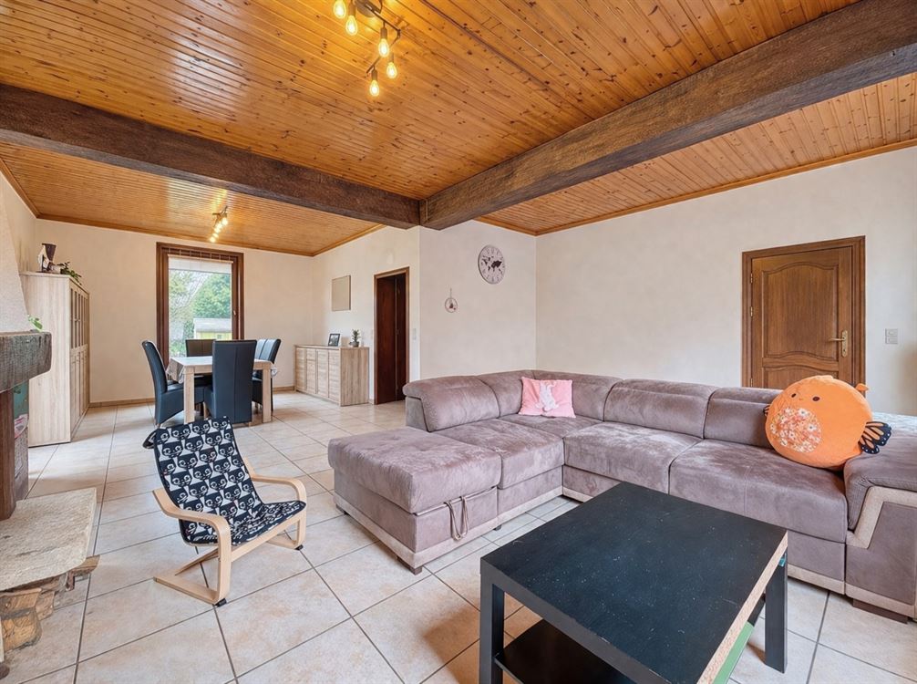 MAISON - 5 CH - 2 GARAGE - JARDIN - GRENIER AMENAGEABLE