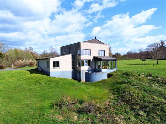 SUBLIME VILLA D'ARCHITECTE SUR 2,7 HECTARES - 4 CHAMBRES