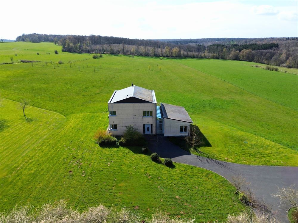 SUBLIME VILLA D'ARCHITECTE SUR 2,7 HECTARES - 4 CHAMBRES
