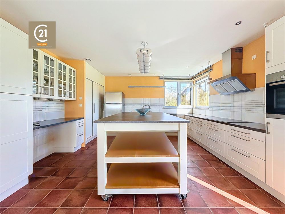 SUBLIME VILLA D'ARCHITECTE SUR 2,7 HECTARES - 4 CHAMBRES