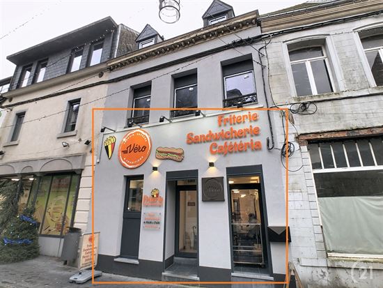 REZ-DE-CHAUSSEE COMMERCIAL AVEC EQUIPEMENTS