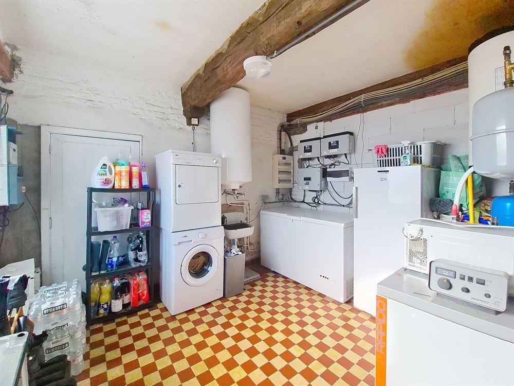 MAISON D'HABITATION