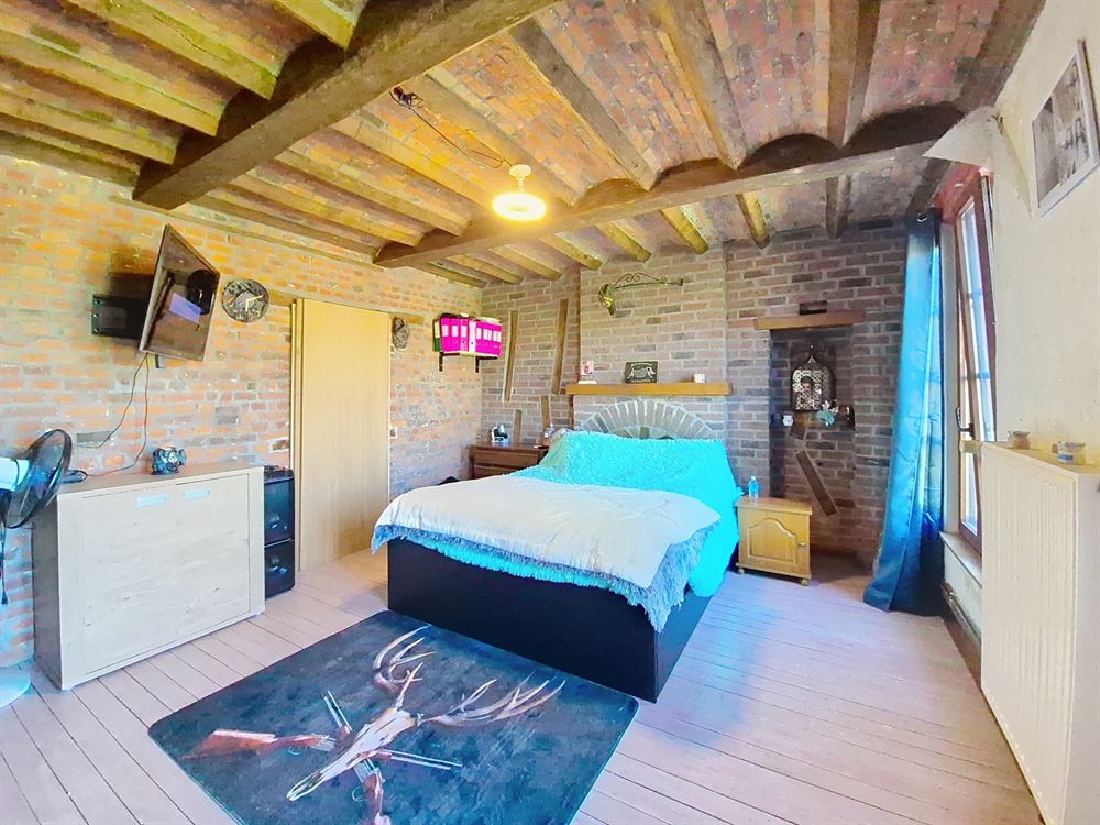 MAISON D'HABITATION