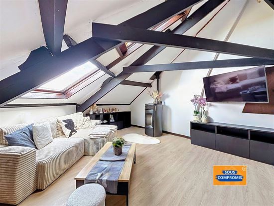 SUPERBE APPARTEMENT 2 CHAMBRES AU DERNIER ÉTAGE