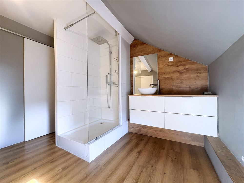 IMMEUBLE 3 APPARTEMENTS