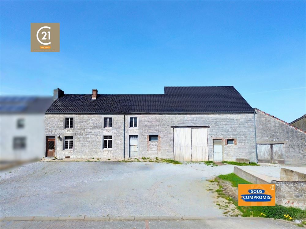 SUPERBE FERME À RÉNOVER SUR 15,5 HECTARES