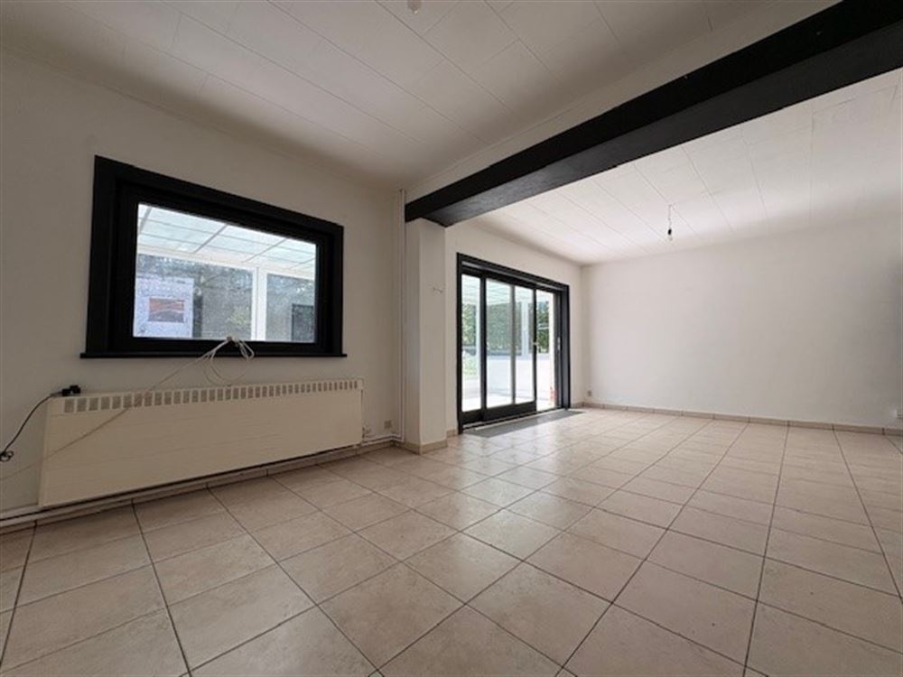 MAISON AVEC GARAGE