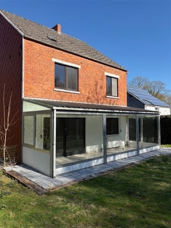 MAISON AVEC GARAGE