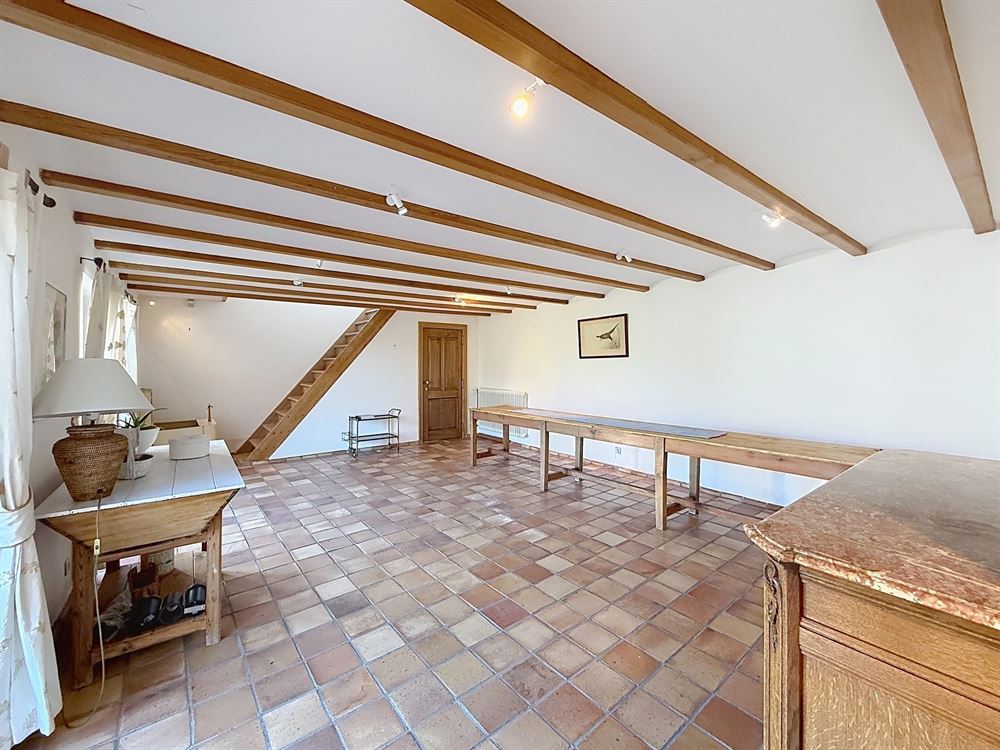 FERME D'EXCEPTION SUR JONCRET