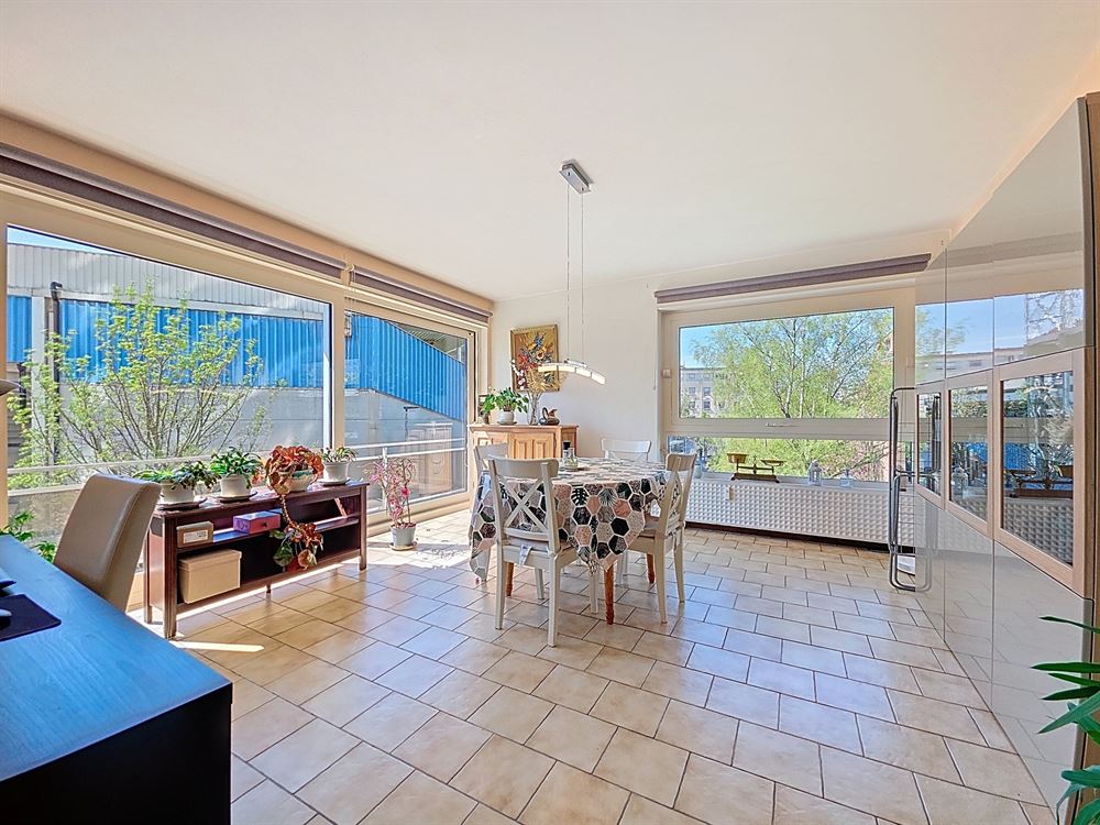 BEL APPARTEMENT - 3 CH - TERRASSE - BALCON