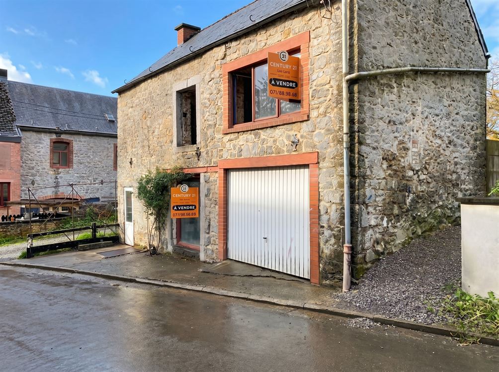 GRANGE A RENOVER AVEC FORT POTENTIEL - ERMETON-SUR-BIERT