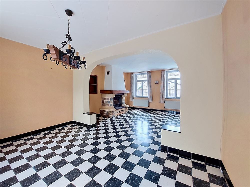 MAISON D'HABITATION