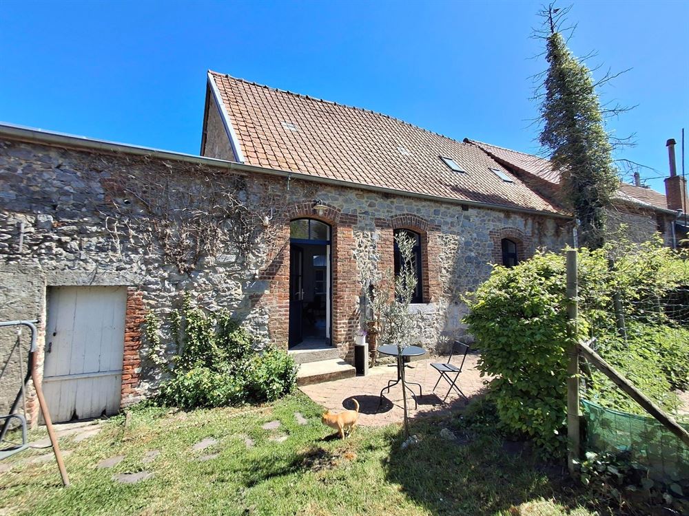 MAISON D'HABITATION