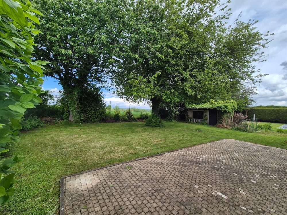 VILLA 3 CHAMBRES, GARAGE ET JARDIN
