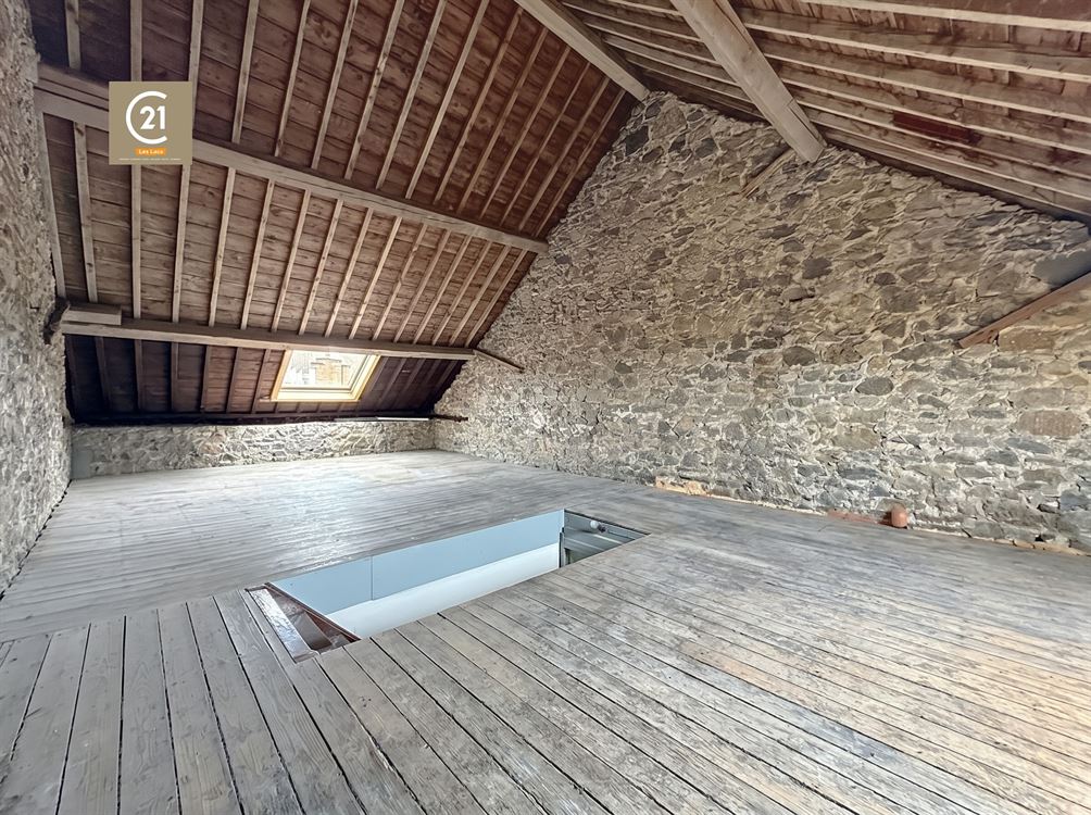 MAISON EN PIERRE DU PAYS - THY-LE-CHATEAU