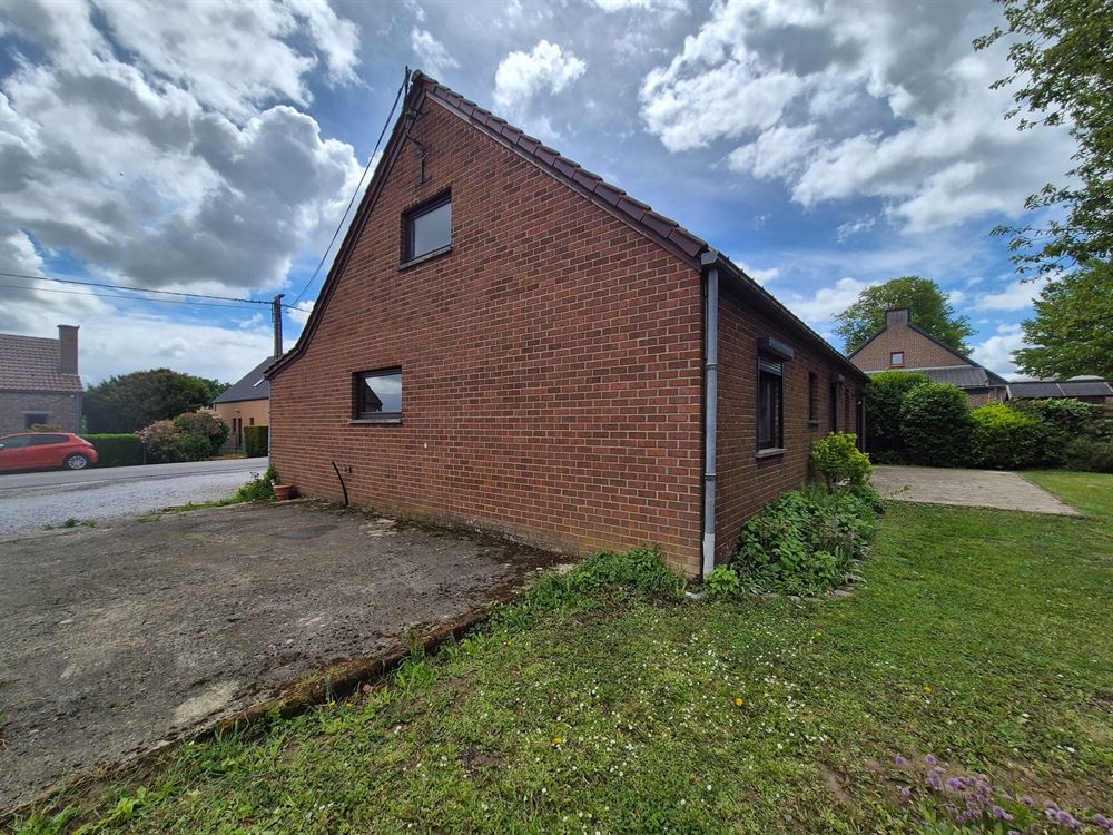 VILLA 3 CHAMBRES, GARAGE ET JARDIN