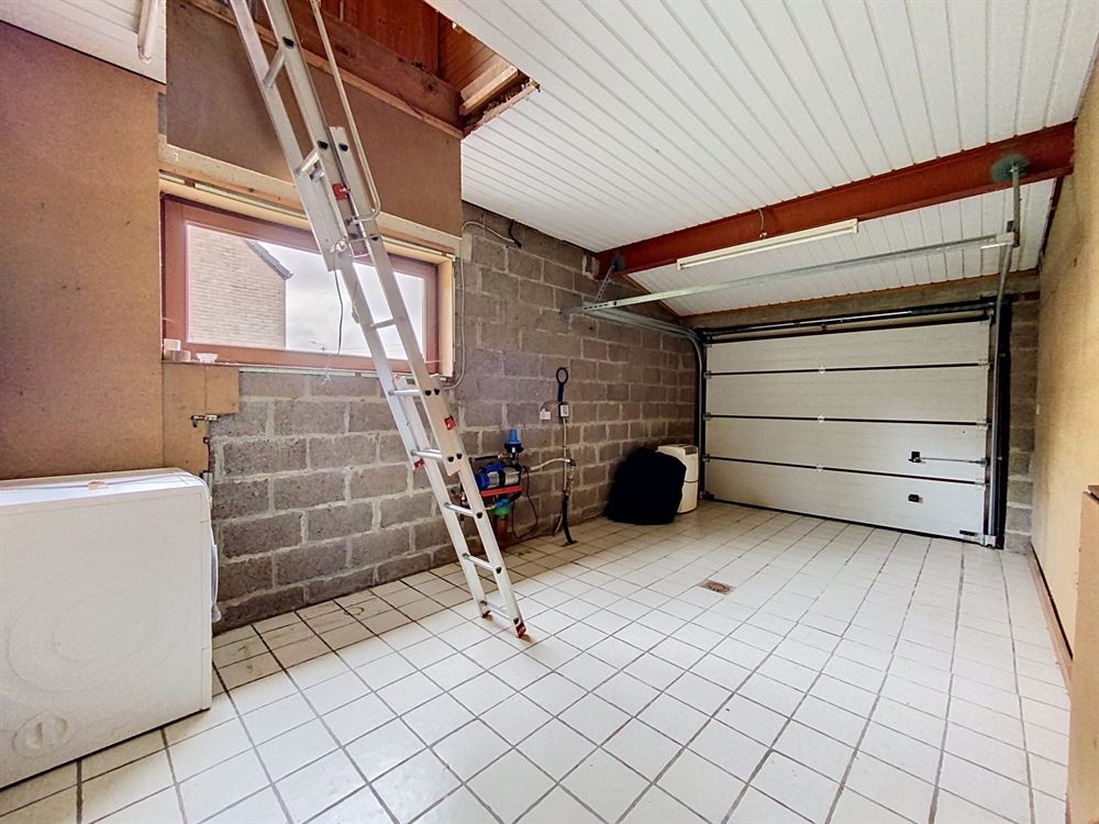 VILLA 3 CHAMBRES, GARAGE ET JARDIN
