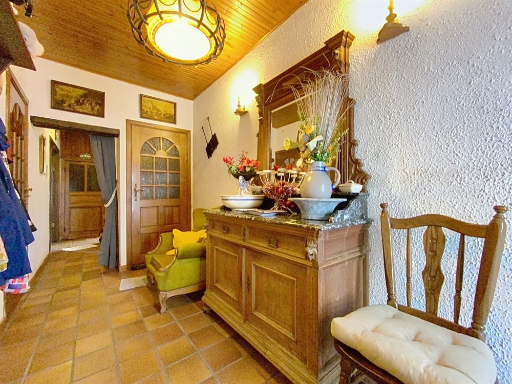 MAISON DE CHARME EN PIERRE AU COEUR DU PAISIBLE VILLAGE DE FURNAUX