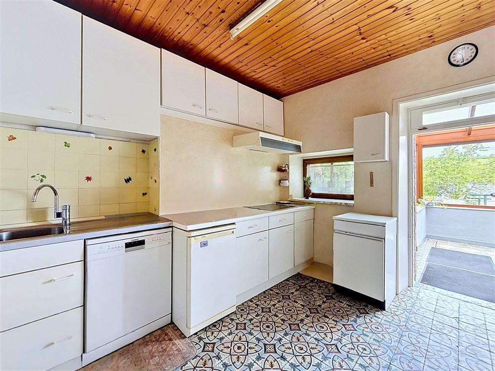 CHARMANTE MAISON DE VILLAGE - JARDIN - GARAGE