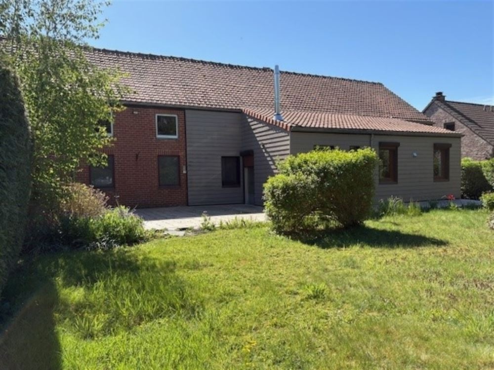 MAISON D'HABITATION