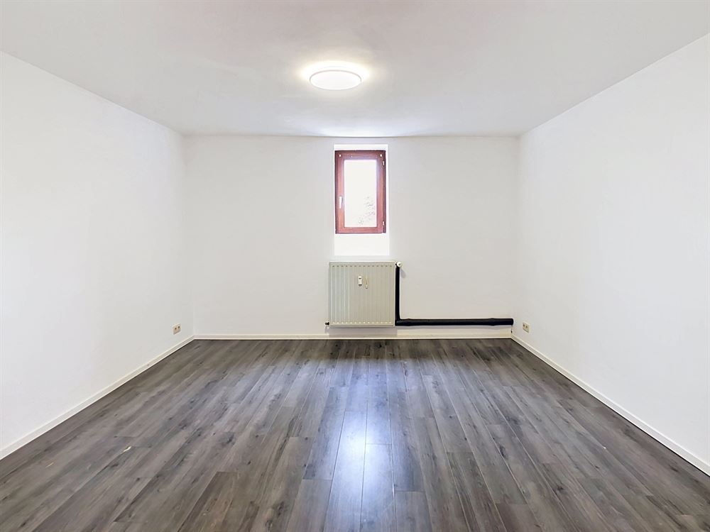 APPARTEMENT STYLE DUPLEX 1 CHAMBRE ET 1 BUREAU