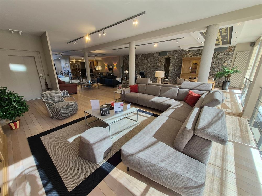 IMMEUBLE DE RAPPORT - COMMERCIAL