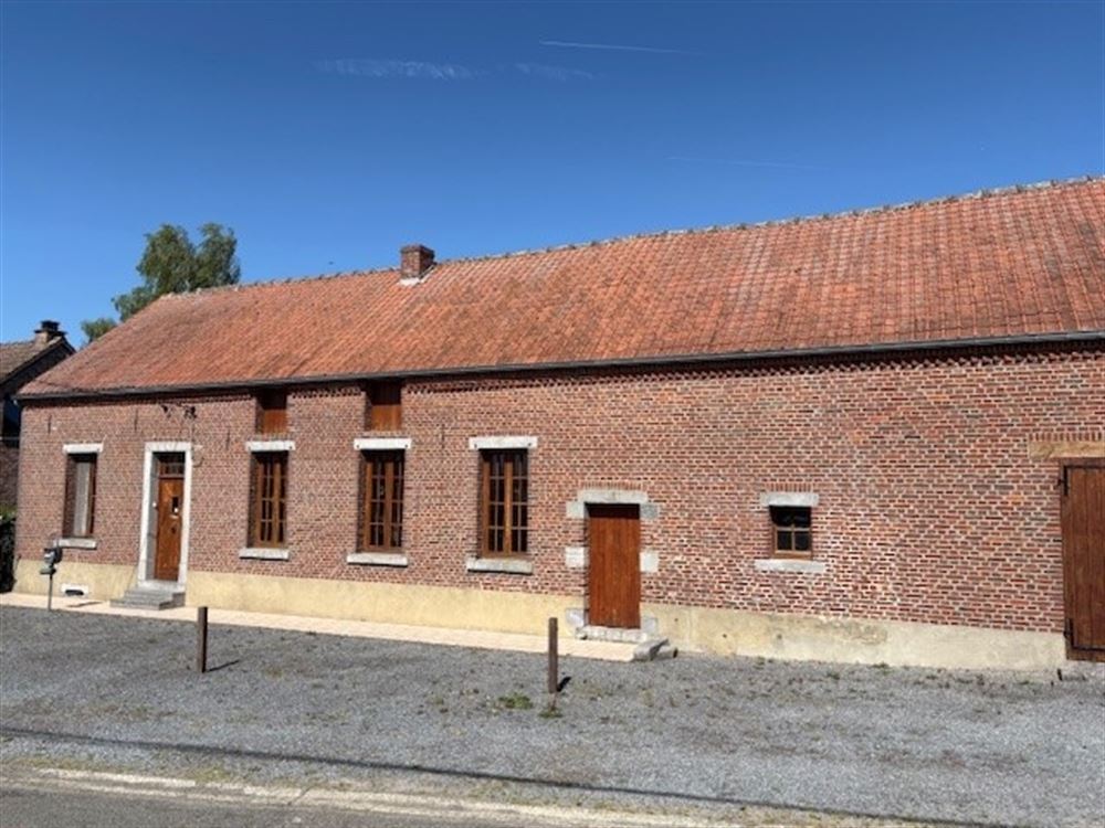 MAISON D'HABITATION