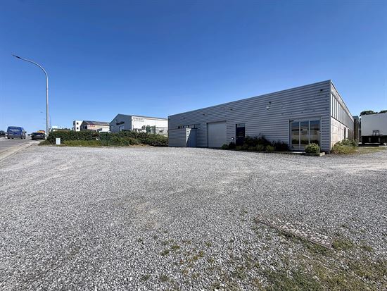 Hangar de 600m²
