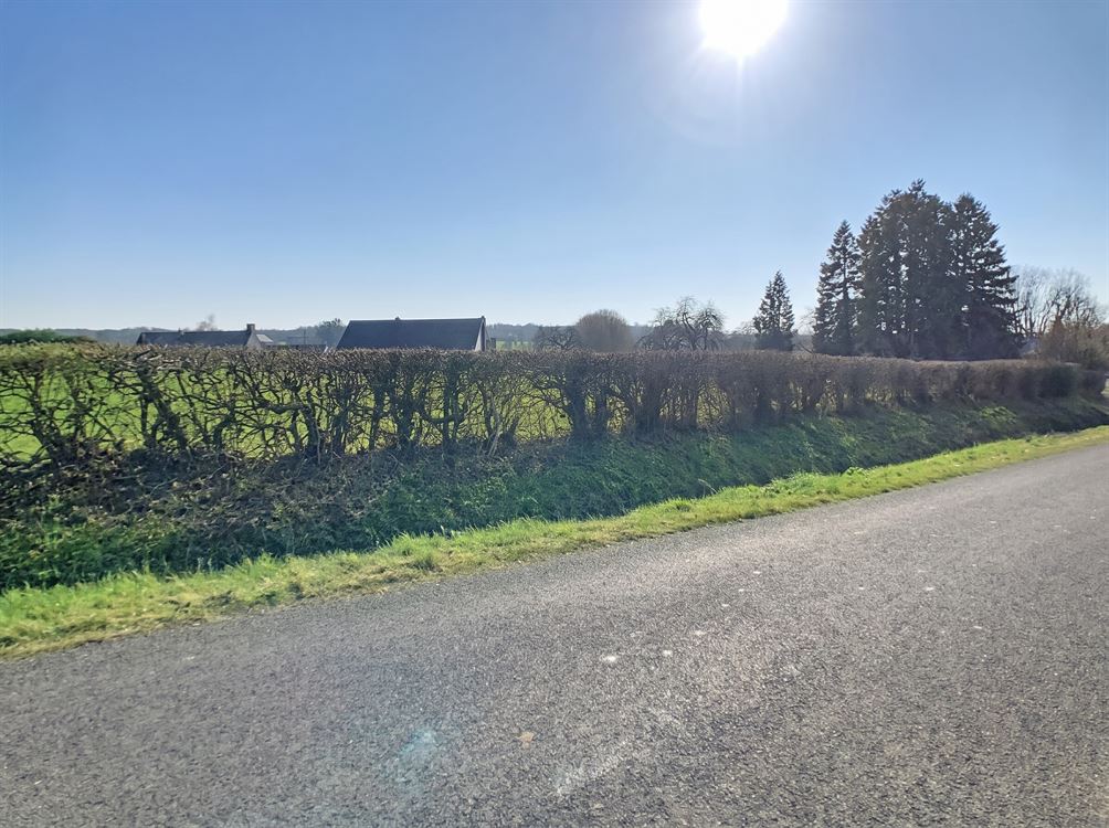 SUPERBE TERRAIN A BATIR DE 2772M²