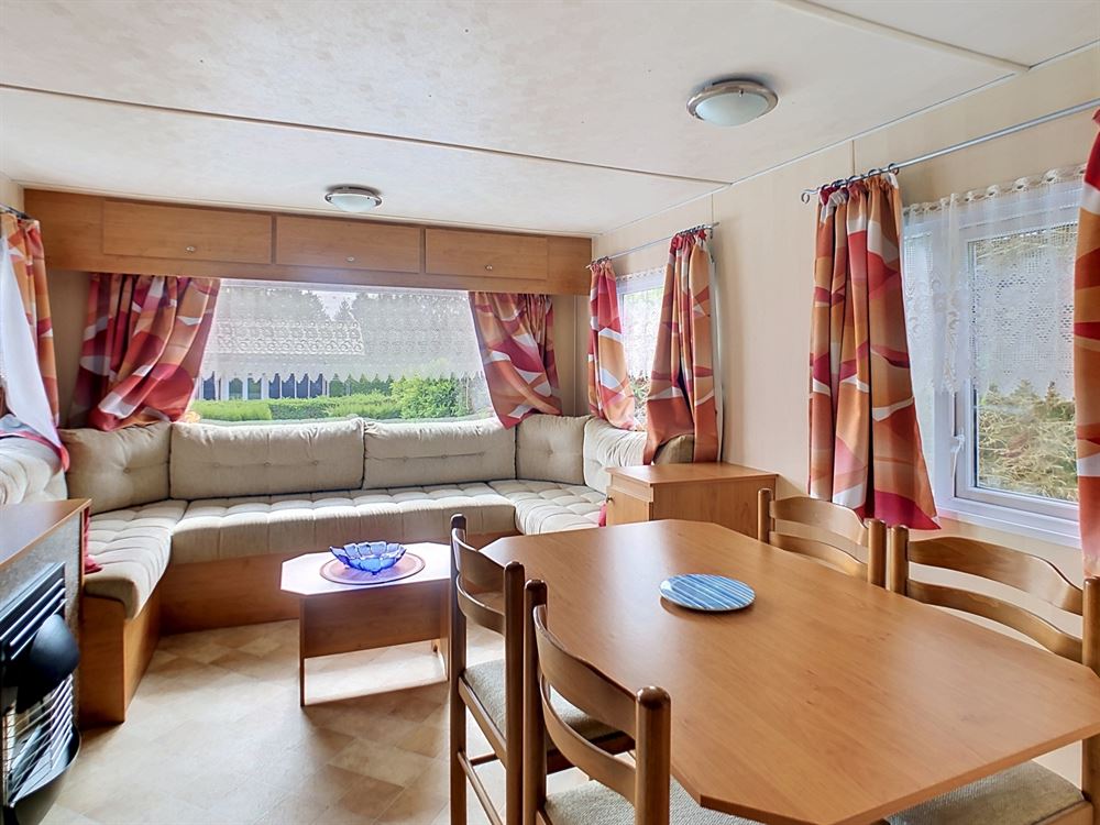 CARAVANE 2 CHAMBRES AVEC TERRAIN