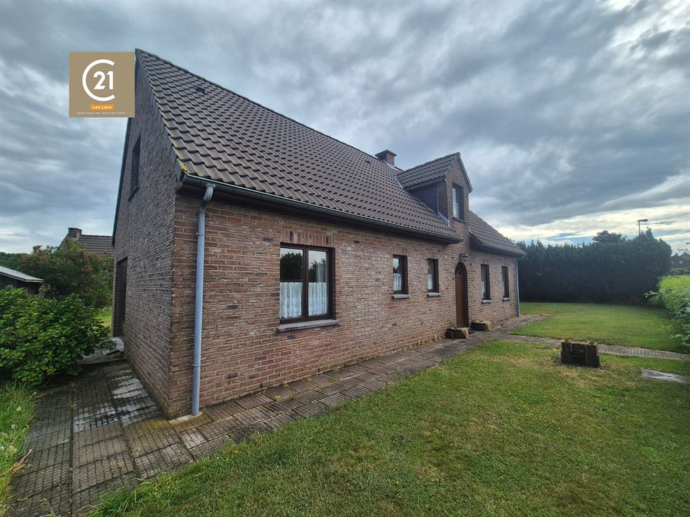VILLA 2 CHAMBRES JARDIN ET GARAGE