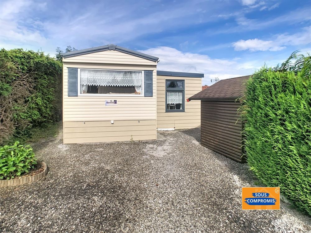 CARAVANE 2 CHAMBRES AVEC TERRAIN