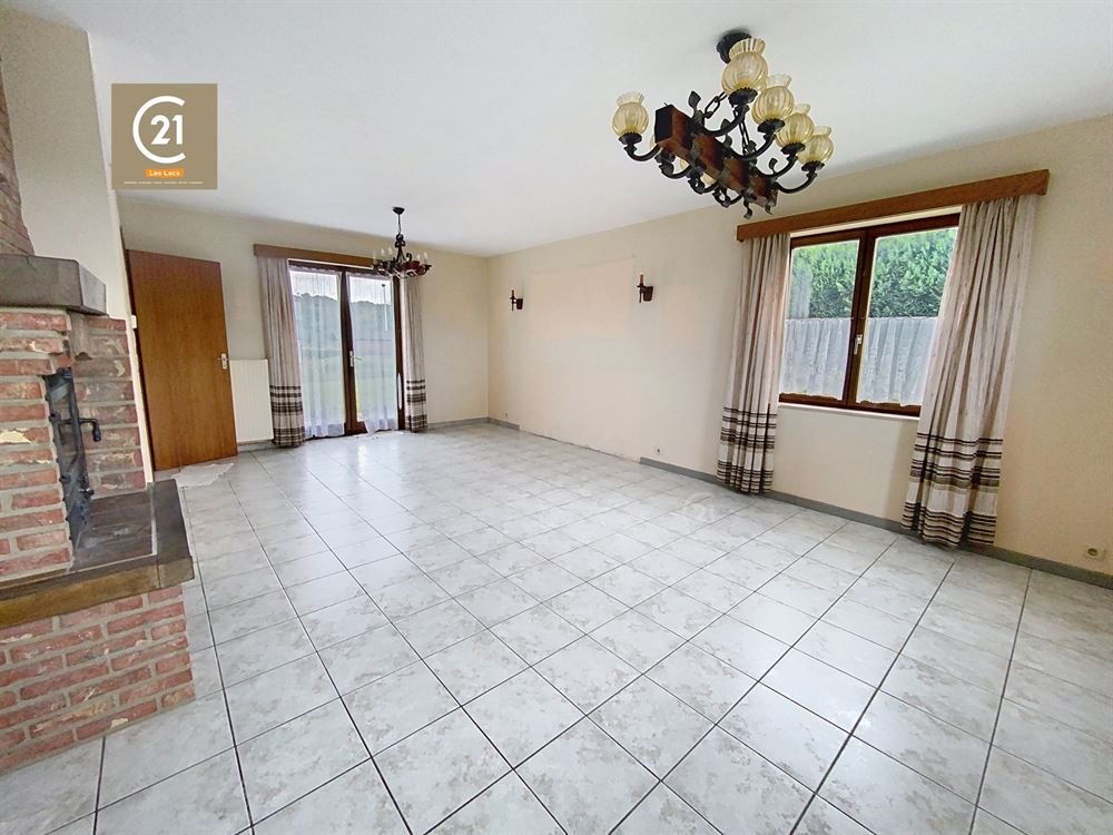 VILLA 2 CHAMBRES JARDIN ET GARAGE