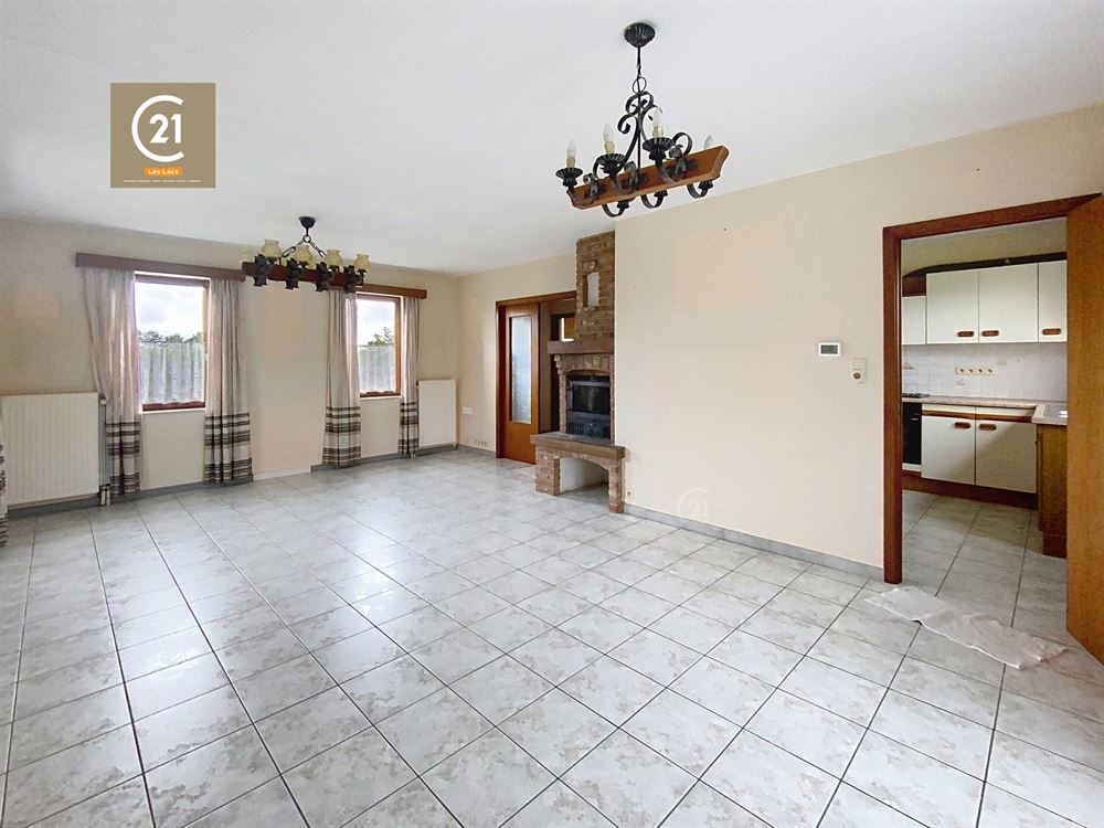 VILLA 2 CHAMBRES JARDIN ET GARAGE