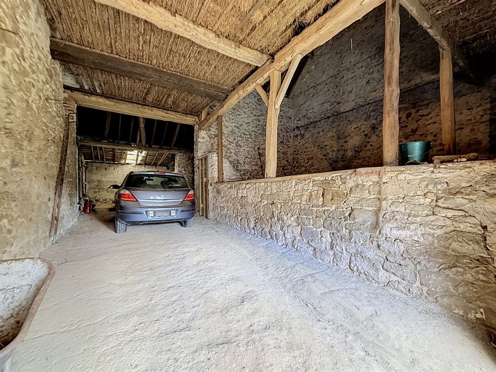 GRANGE DE 160M²