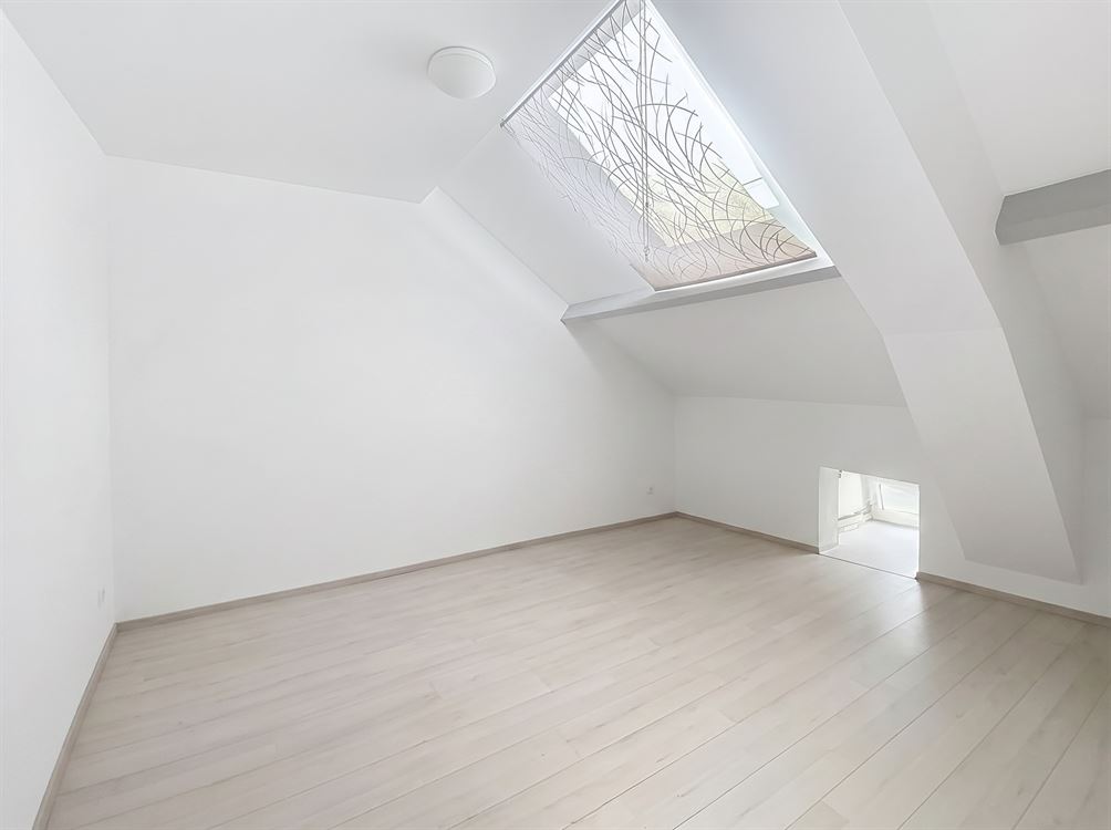 APPARTEMENT LUMINEUX