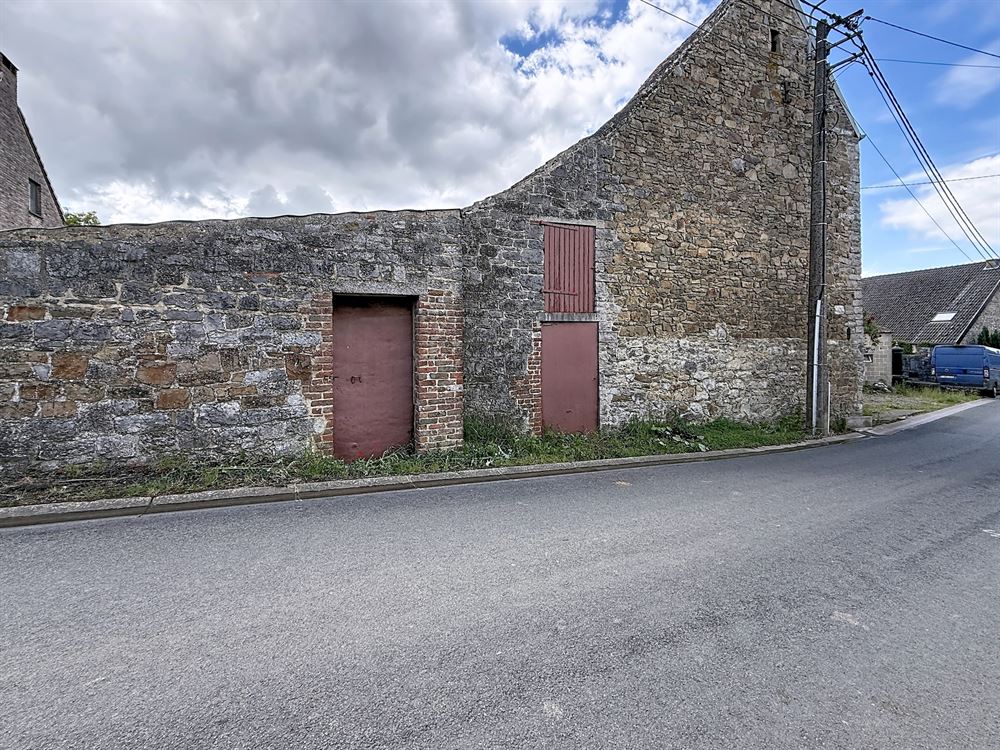 GRANGE DE 160M²