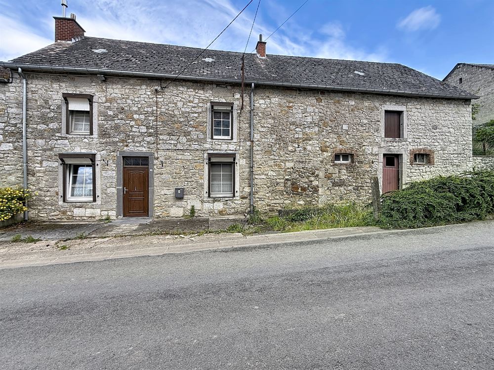 MAISON - 3 CHAMBRES - ETABLE - JARDIN