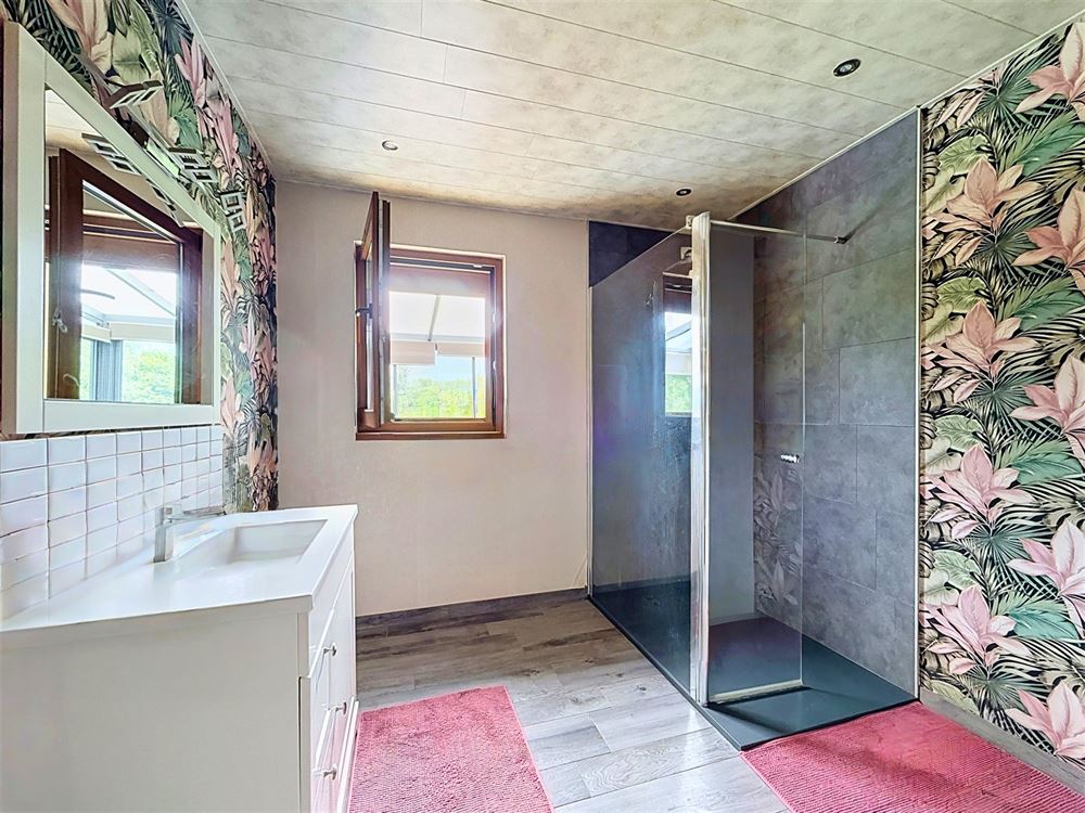 MAGNIFIQUE VILLA 3 CHAMBRES SUR 36 ARES – VÉRANDA - GARAGE