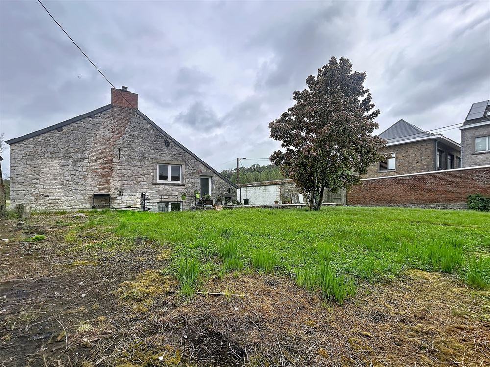 Maison en pierre de pays