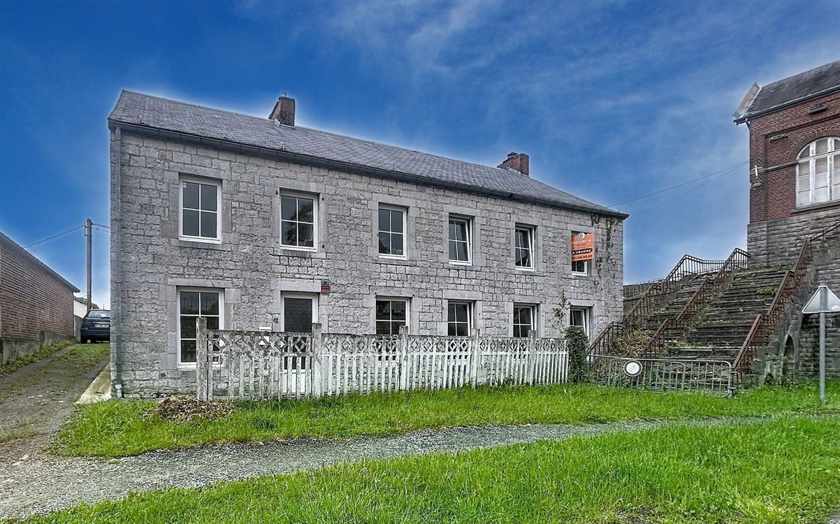 Maison en pierre de pays