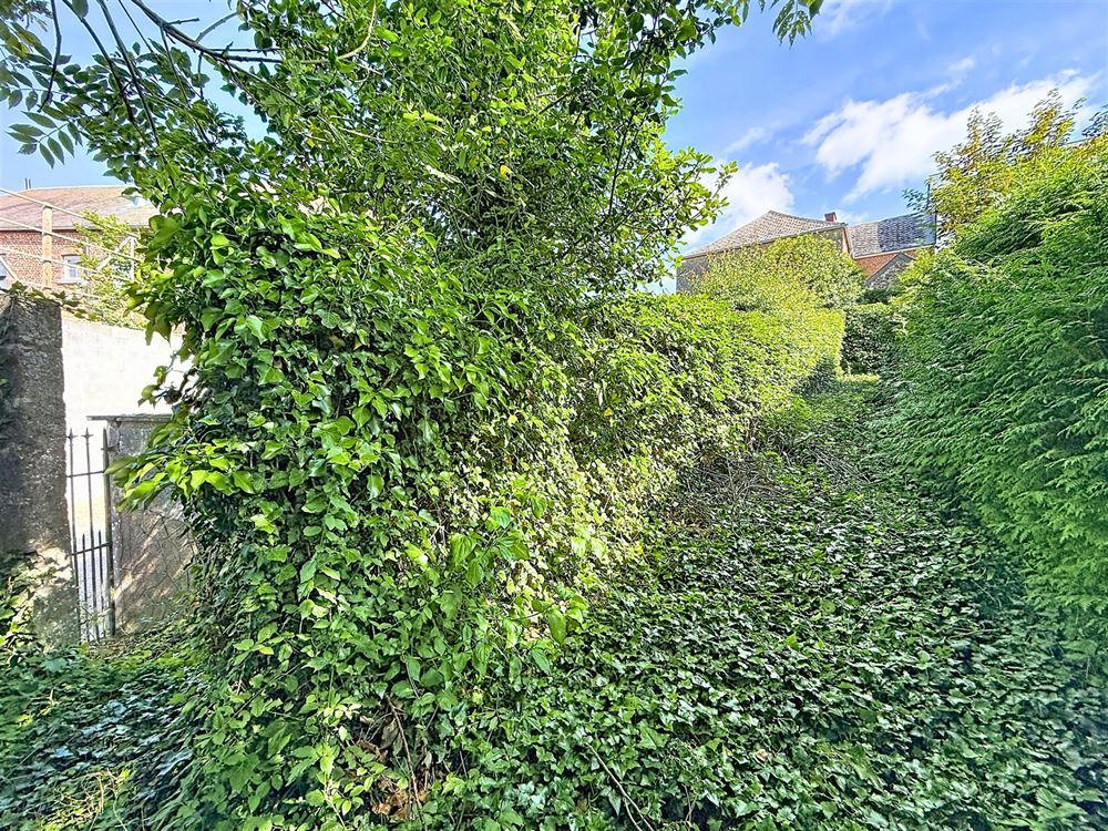 CHARMANTE MAISON DE VILLAGE – 3 CHAMBRES – JARDIN – GARAGE
