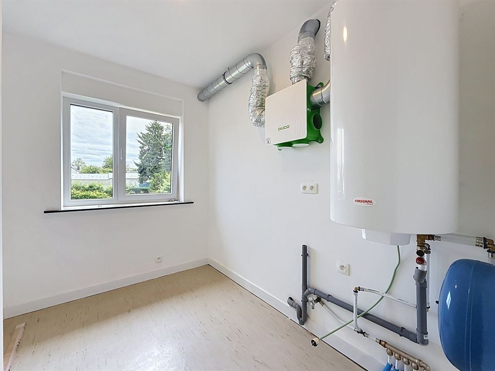 APPARTEMENT - 2 CHAMBRES - PARKING